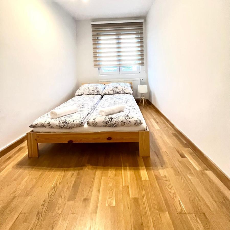 Spacious Apartment With Terrace Wien Exterior foto